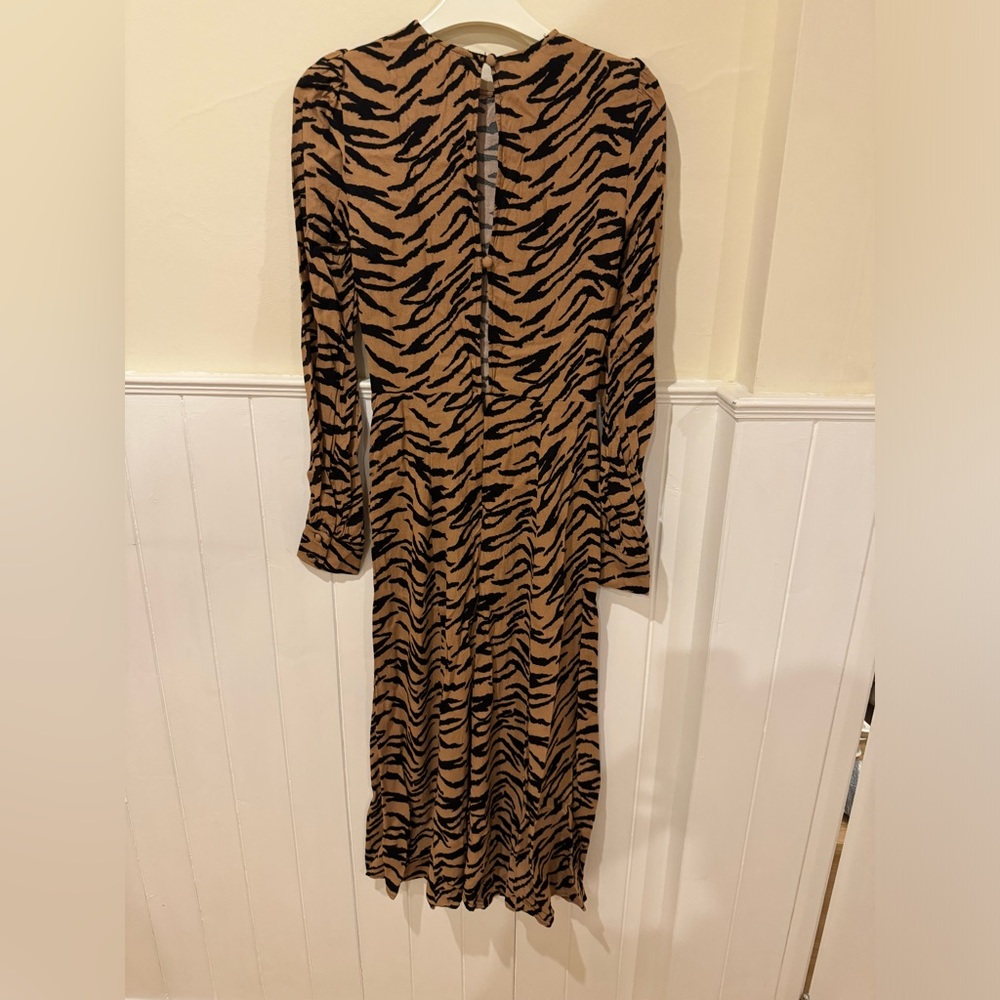 Long sleeve Midi Dress - Picture 5 of 5